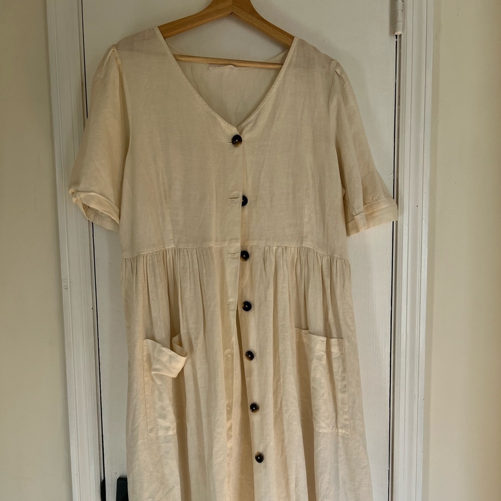 NWT oak and fort button down short sleeved dress. Size xl